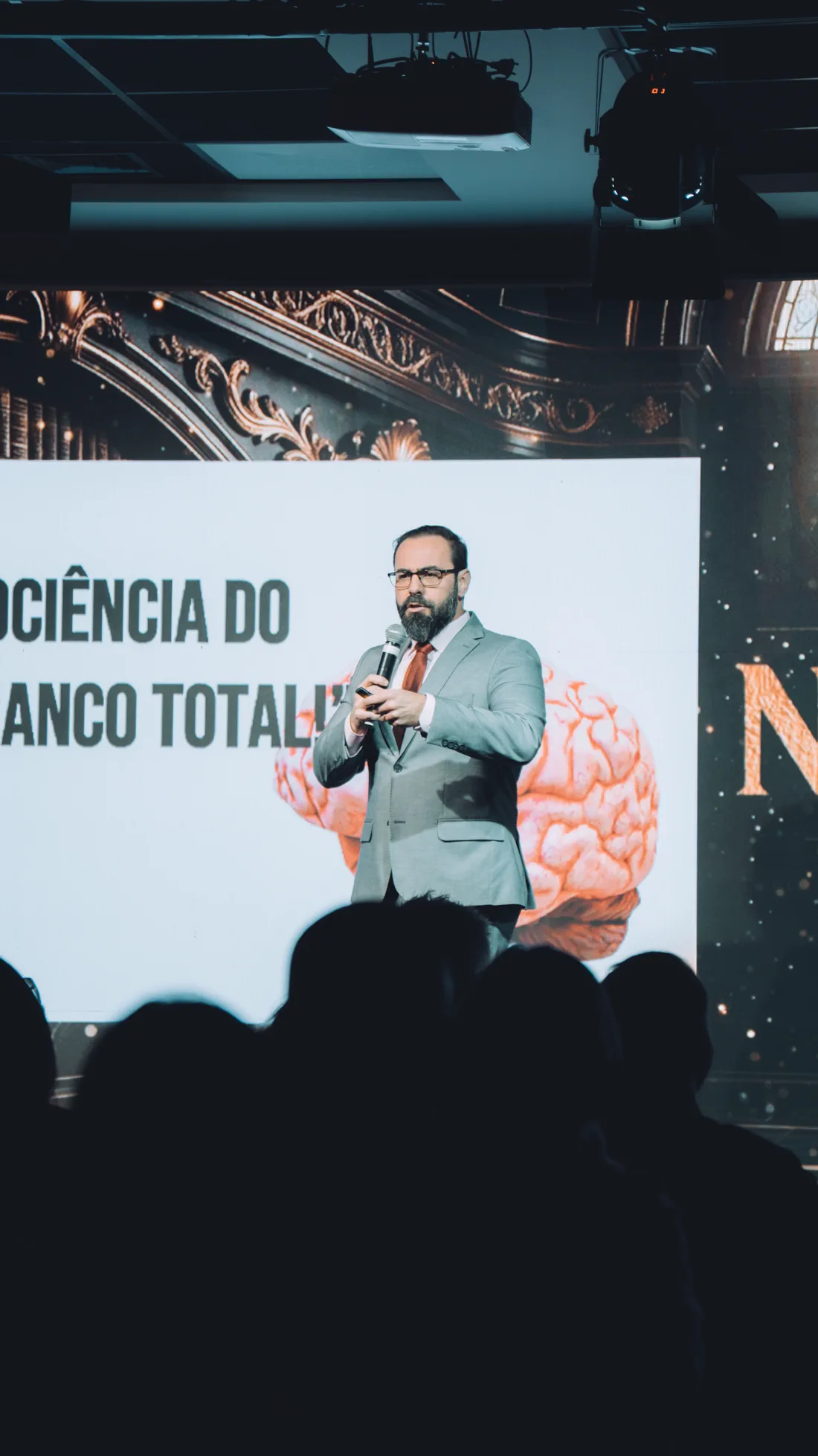 Rafael Kraisch em aula